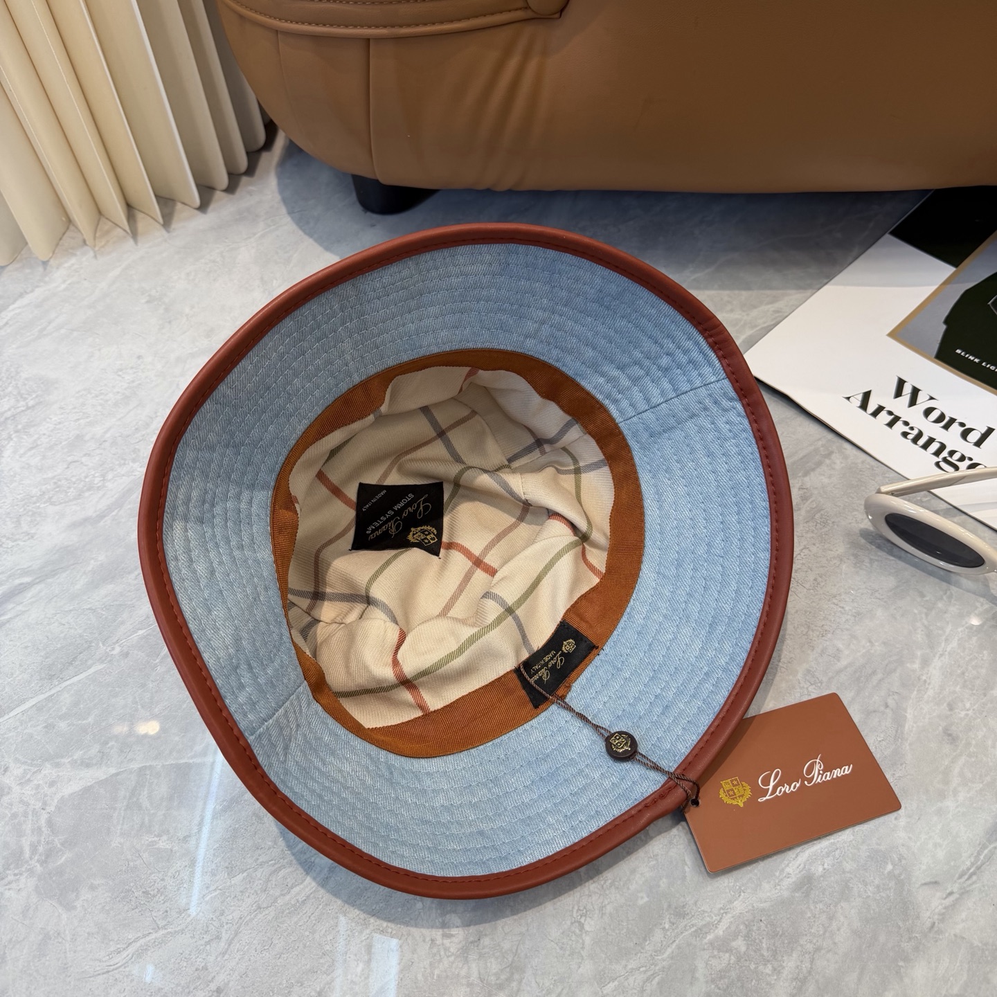 Loro Piana(诺悠翩雅) 专柜新款高版本渔夫帽大牌同步，超好出货！颜色做的太特别了～闭眼入 全是