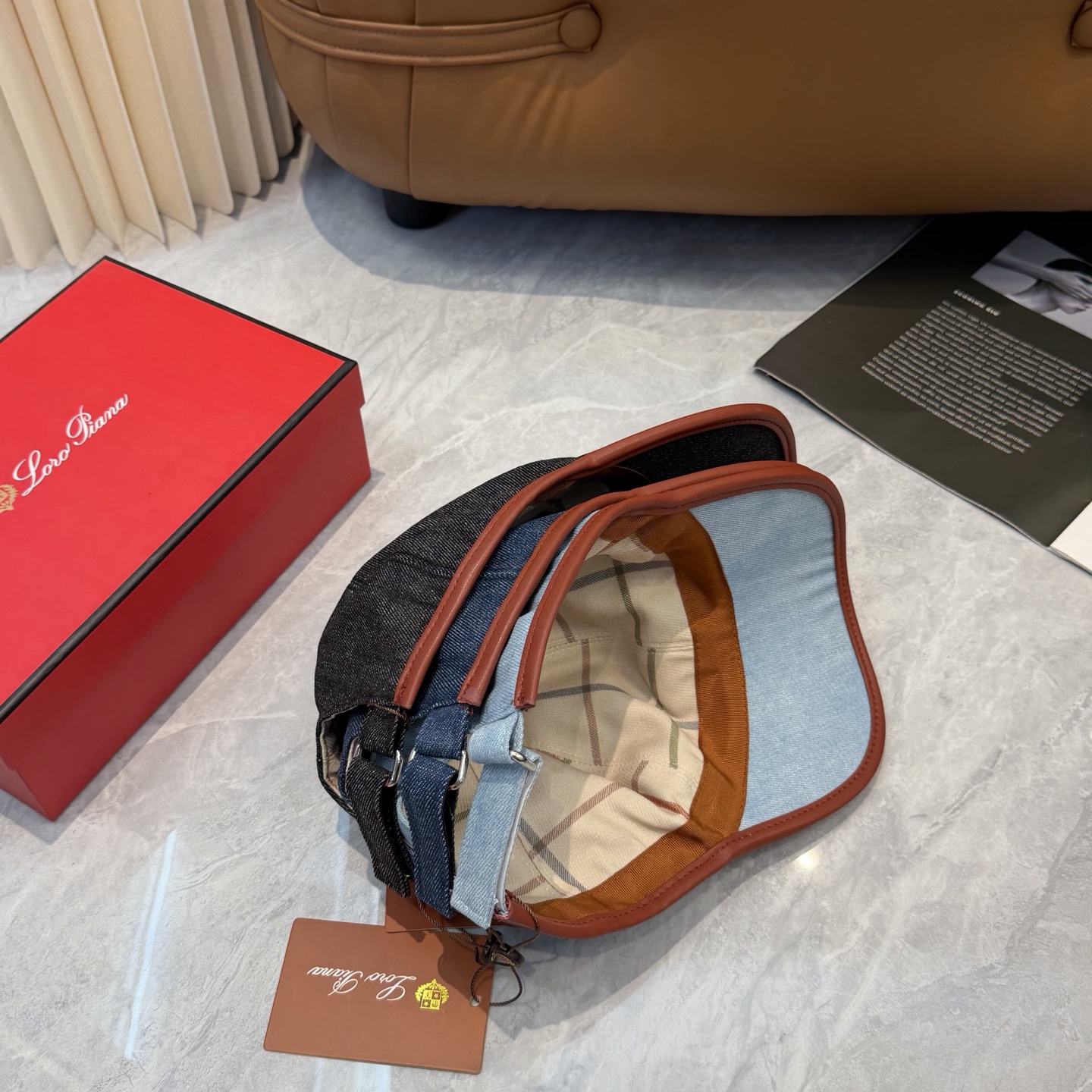 Loro Piana(诺悠翩雅) 专柜新款高版本棒球帽大牌同步，超好出货！颜色做的太特别了～闭眼入 全是