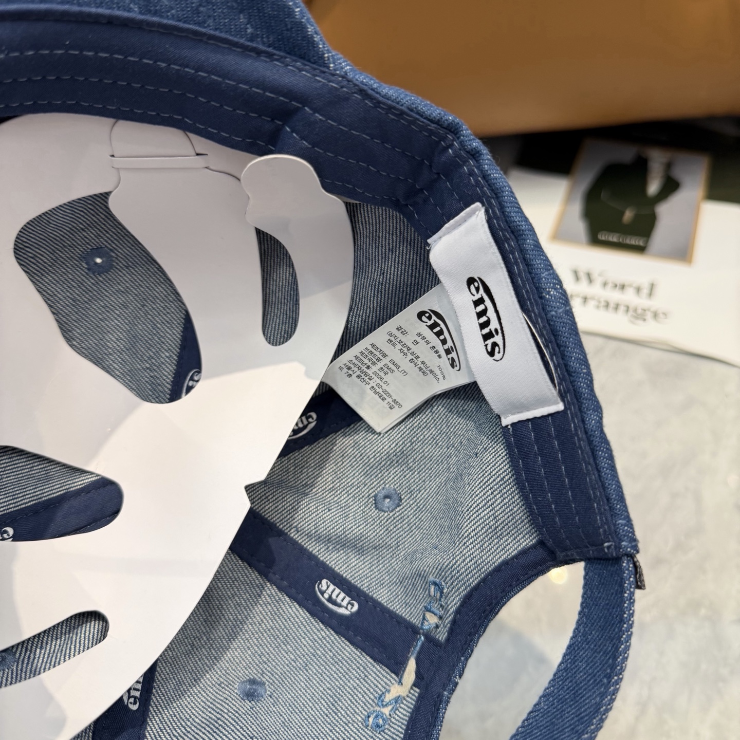 韩国潮牌emis 新款棒球帽，emis的帽子真的有种魔力 就是每一个都好看，完全不挑脸型的 每个都想买 