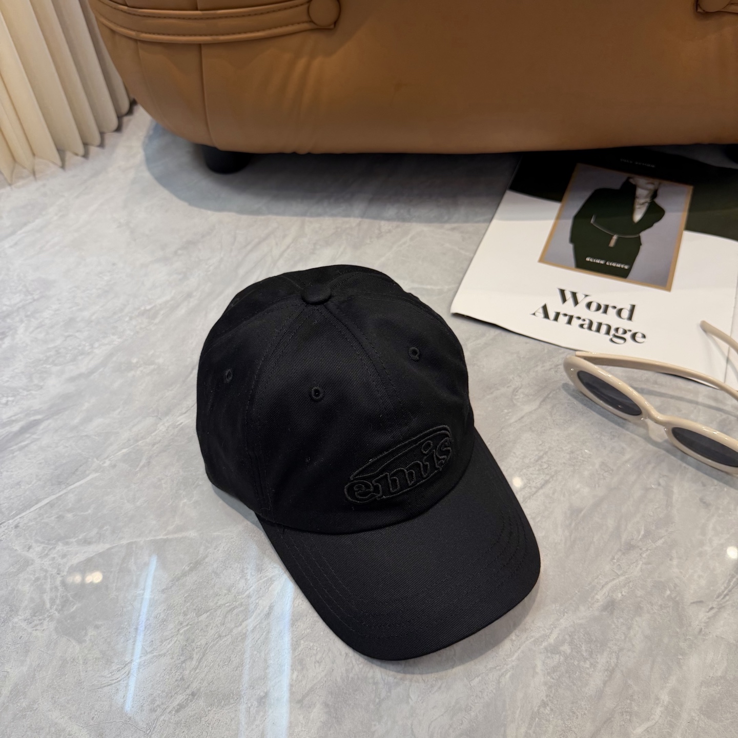 韩国潮牌emis 新款棒球帽，emis的帽子真的有种魔力 就是每一个都好看，完全不挑脸型的 每个都想买 