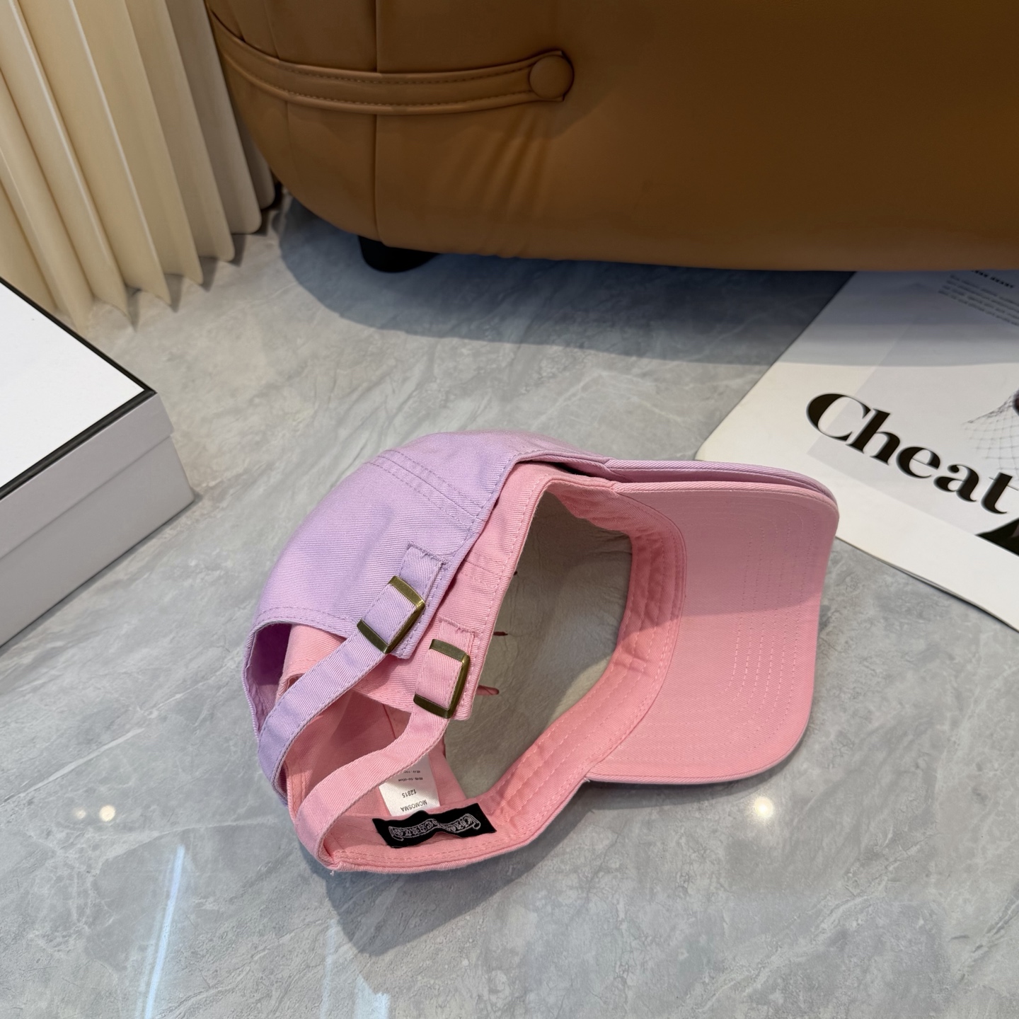 克罗心 🆕🆕新款棒球帽，个性时尚经典十字架标志，休闲带点酷酷的感觉，中性款男女同款！超好搭！头围:56-