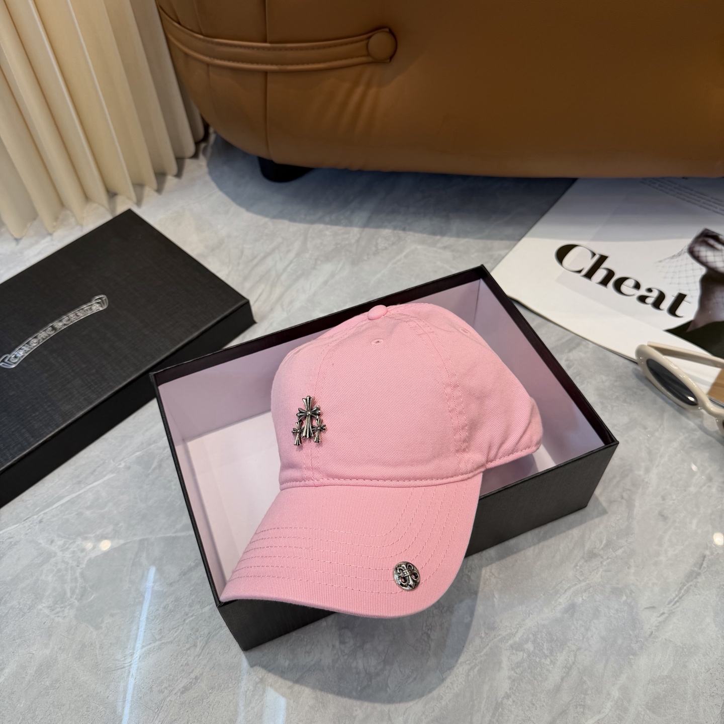 克罗心 🆕🆕新款棒球帽，个性时尚经典十字架标志，休闲带点酷酷的感觉，中性款男女同款！超好搭！头围:56-