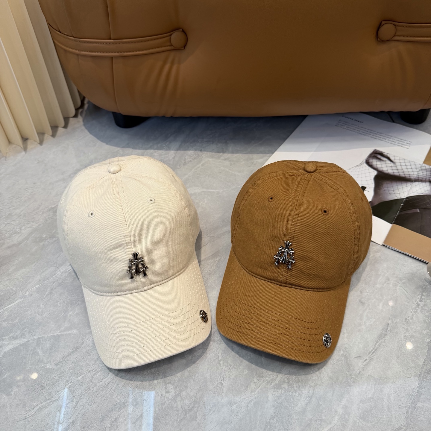 克罗心 🆕🆕新款棒球帽，个性时尚经典十字架标志，休闲带点酷酷的感觉，中性款男女同款！超好搭！头围:56-