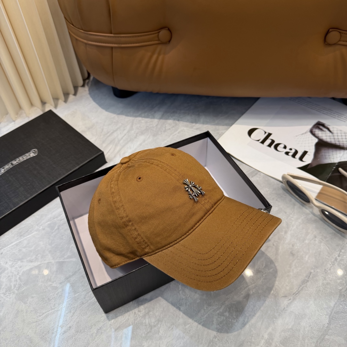 克罗心 🆕🆕新款棒球帽，个性时尚经典十字架标志，休闲带点酷酷的感觉，中性款男女同款！超好搭！头围:56-