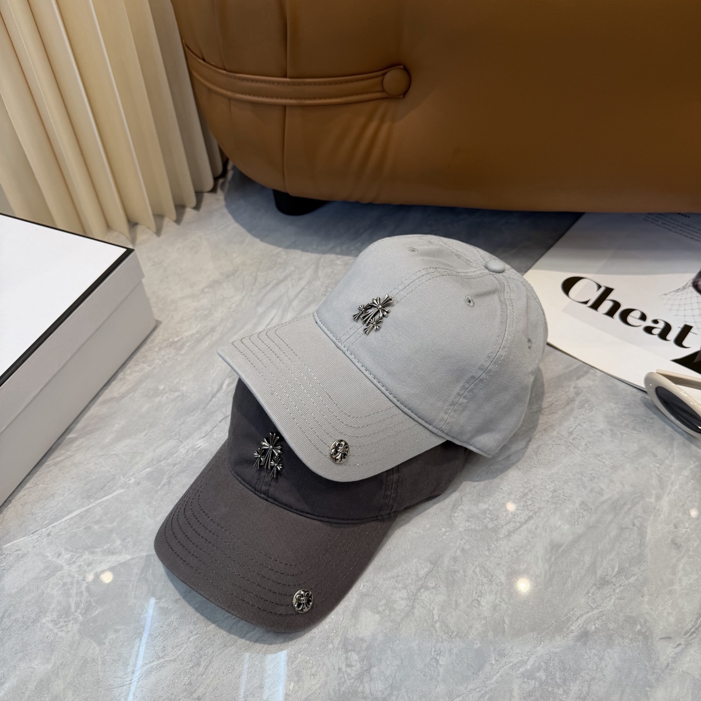 克罗心 🆕🆕新款棒球帽，个性时尚经典十字架标志，休闲带点酷酷的感觉，中性款男女同款！超好搭！头围:56-