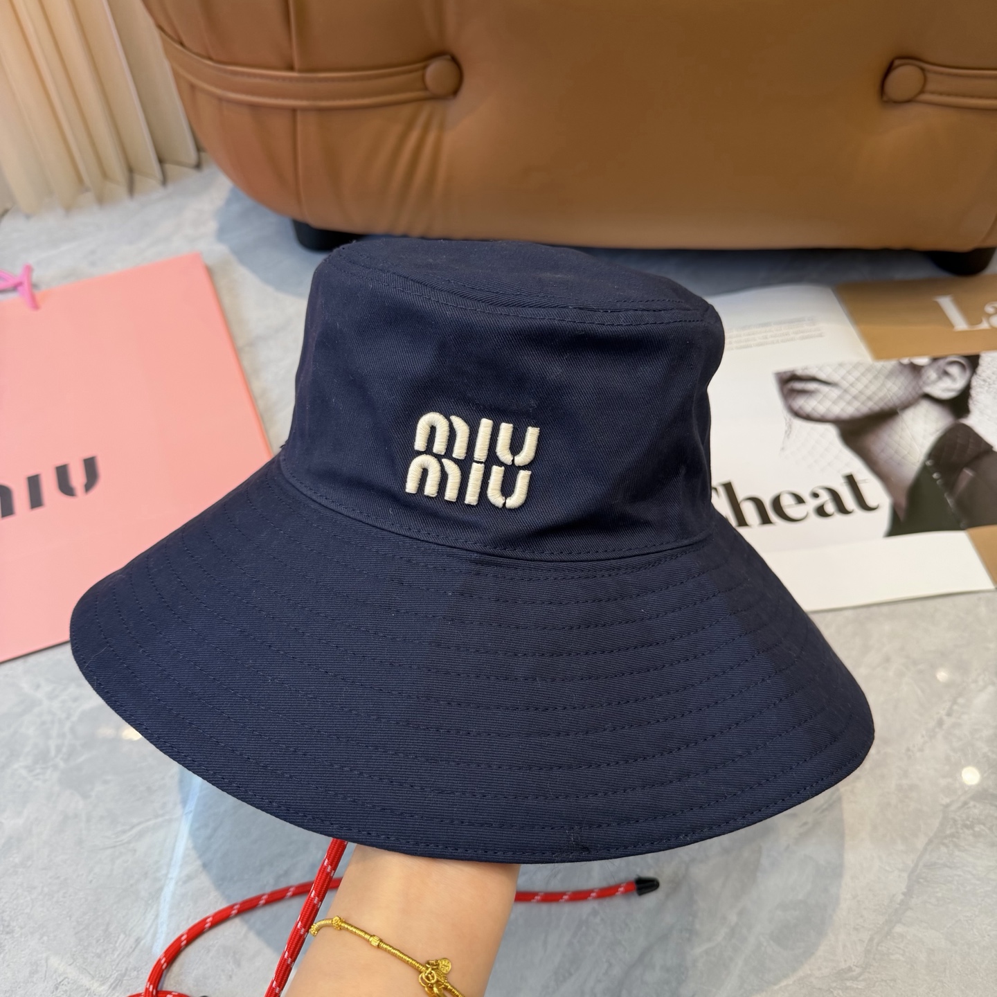 miumiu谬谬新款渔夫帽女春夏秋韩版日系网红盆帽遮脸遮脸显脸小渔夫帽