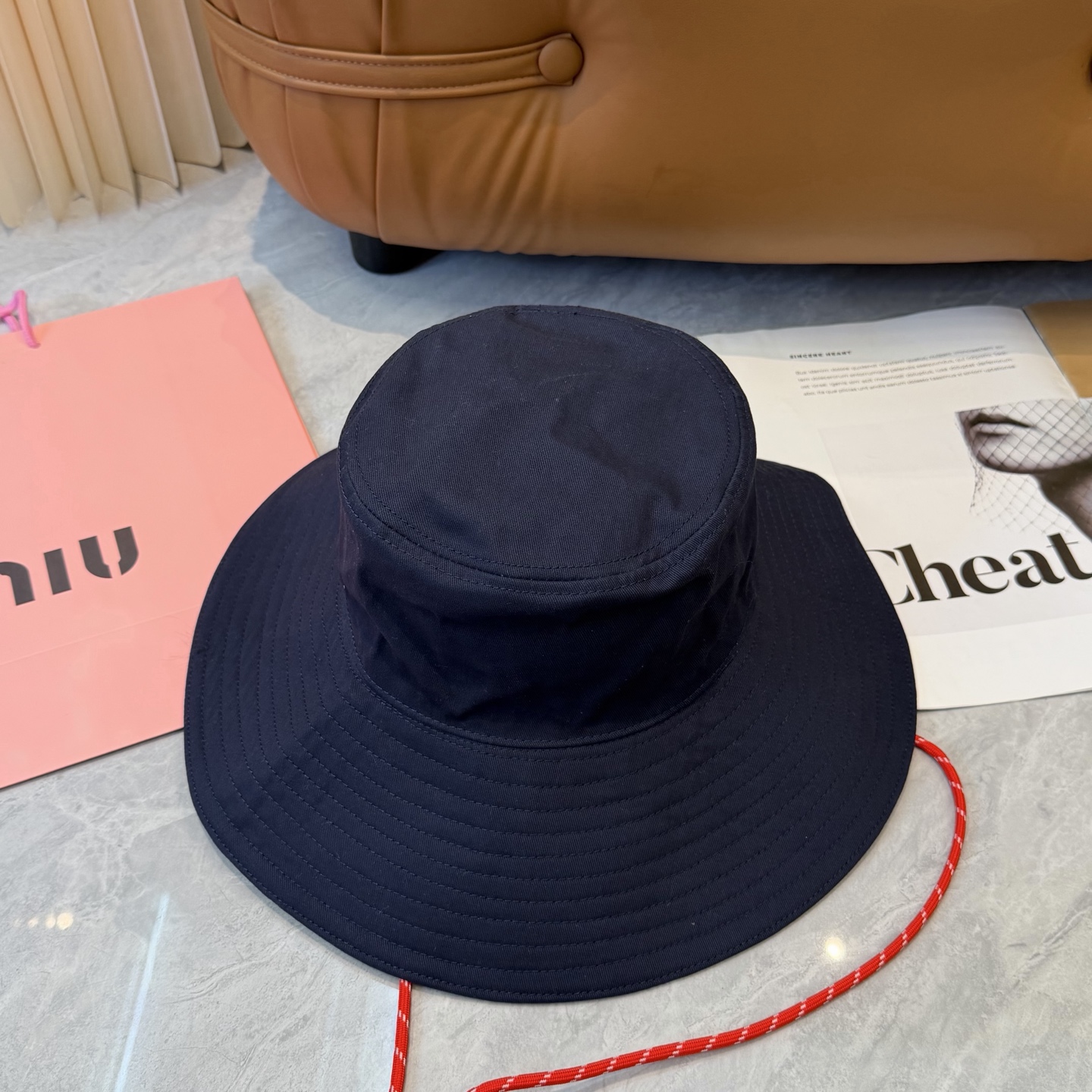 miumiu谬谬新款渔夫帽女春夏秋韩版日系网红盆帽遮脸遮脸显脸小渔夫帽