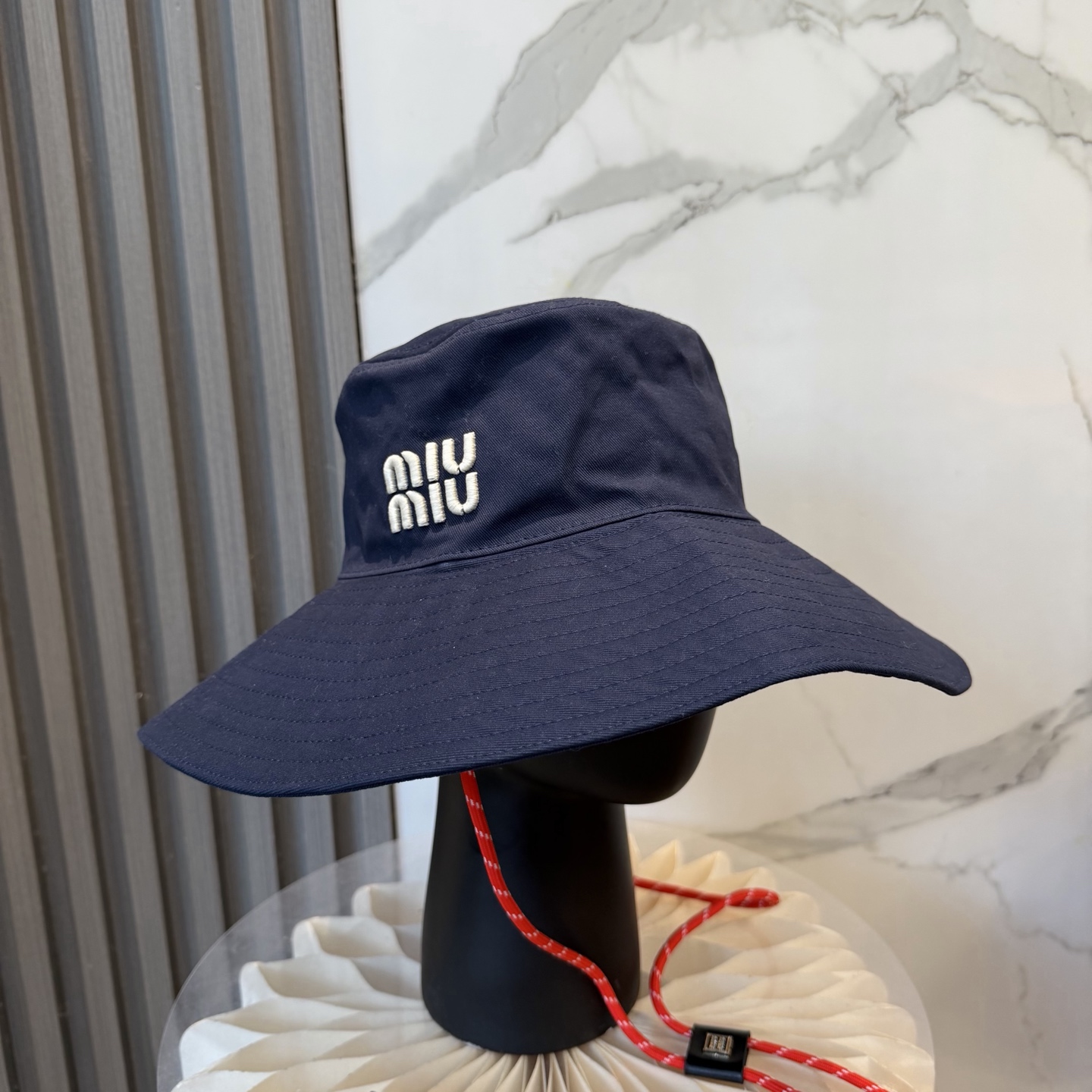 miumiu谬谬新款渔夫帽女春夏秋韩版日系网红盆帽遮脸遮脸显脸小渔夫帽
