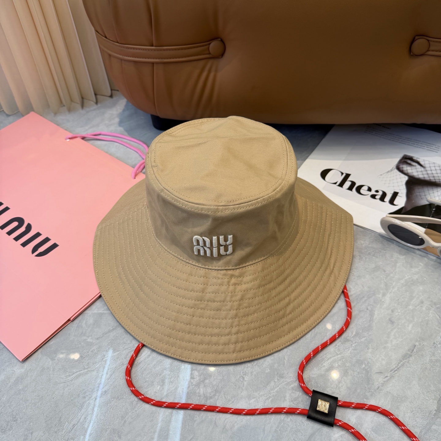 miumiu谬谬新款渔夫帽女春夏秋韩版日系网红盆帽遮脸遮脸显脸小渔夫帽