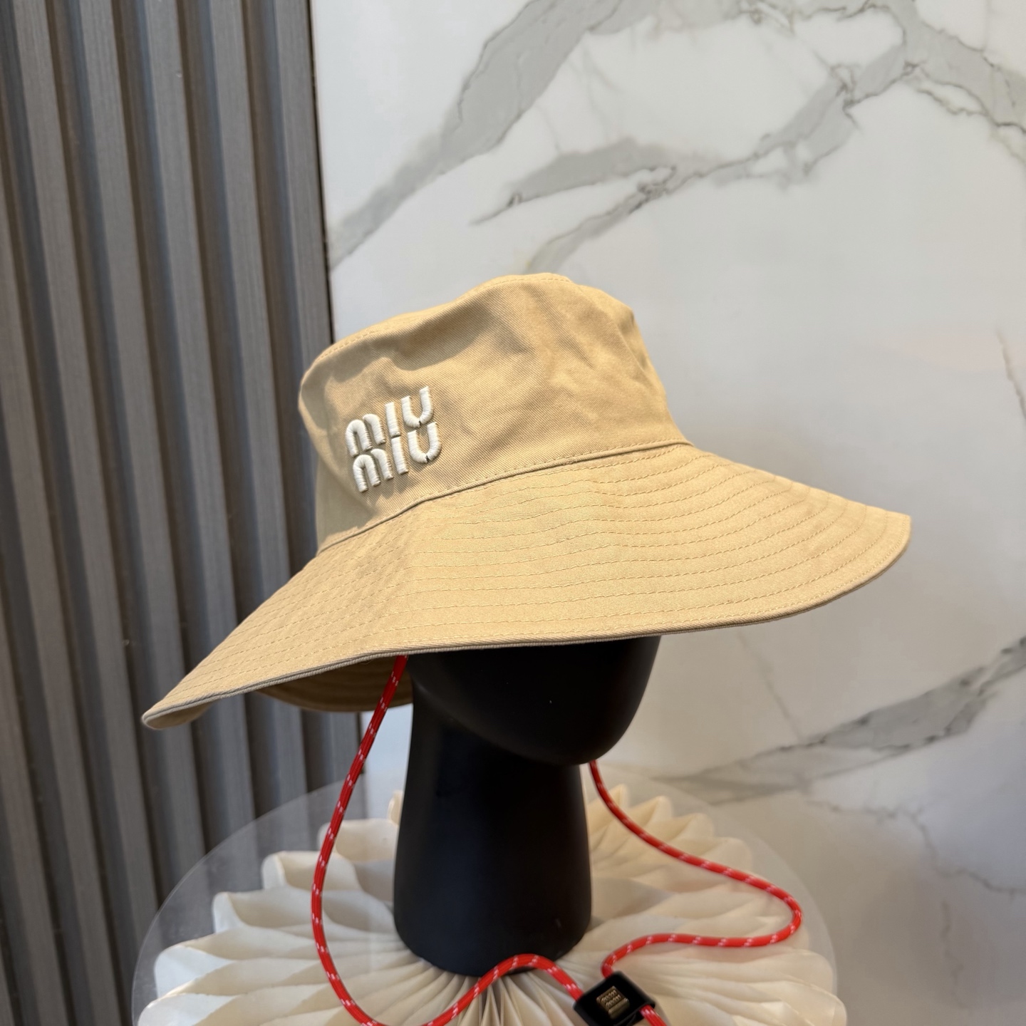 miumiu谬谬新款渔夫帽女春夏秋韩版日系网红盆帽遮脸遮脸显脸小渔夫帽