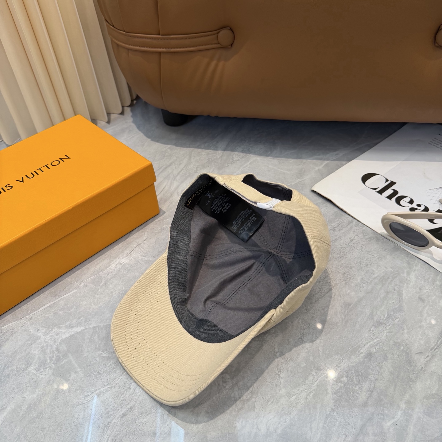 路易威登棒球帽LouisVuitton👒😍新款LV棒球帽，重工打造♥完美刺绣，高端大气，百搭款🤗男女通用