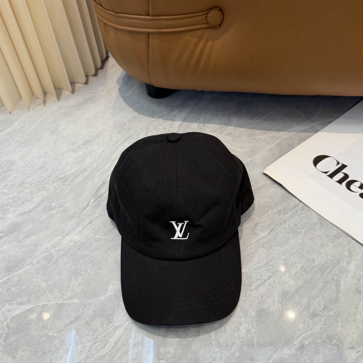路易威登棒球帽LouisVuitton👒😍新款LV棒球帽，重工打造♥完美刺绣，高端大气，百搭款🤗男女通用