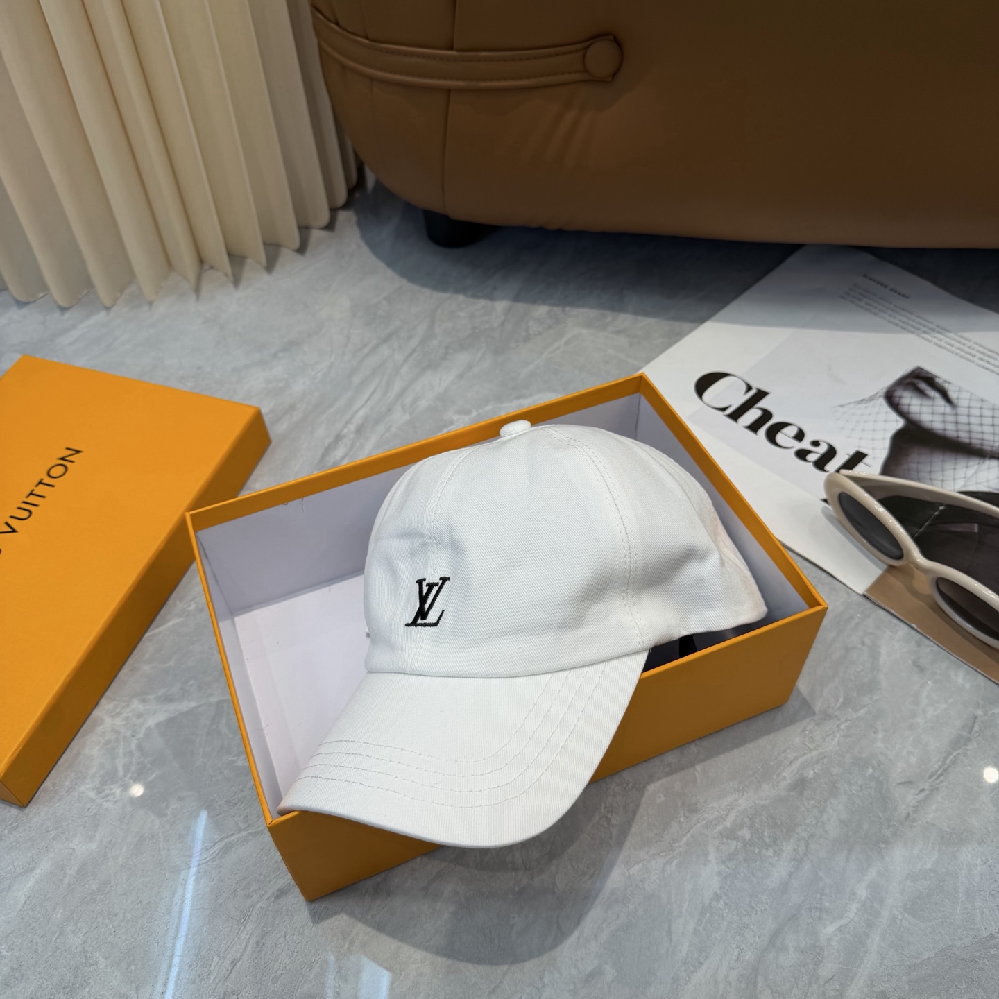 路易威登棒球帽LouisVuitton👒😍新款LV棒球帽，重工打造♥完美刺绣，高端大气，百搭款🤗男女通用