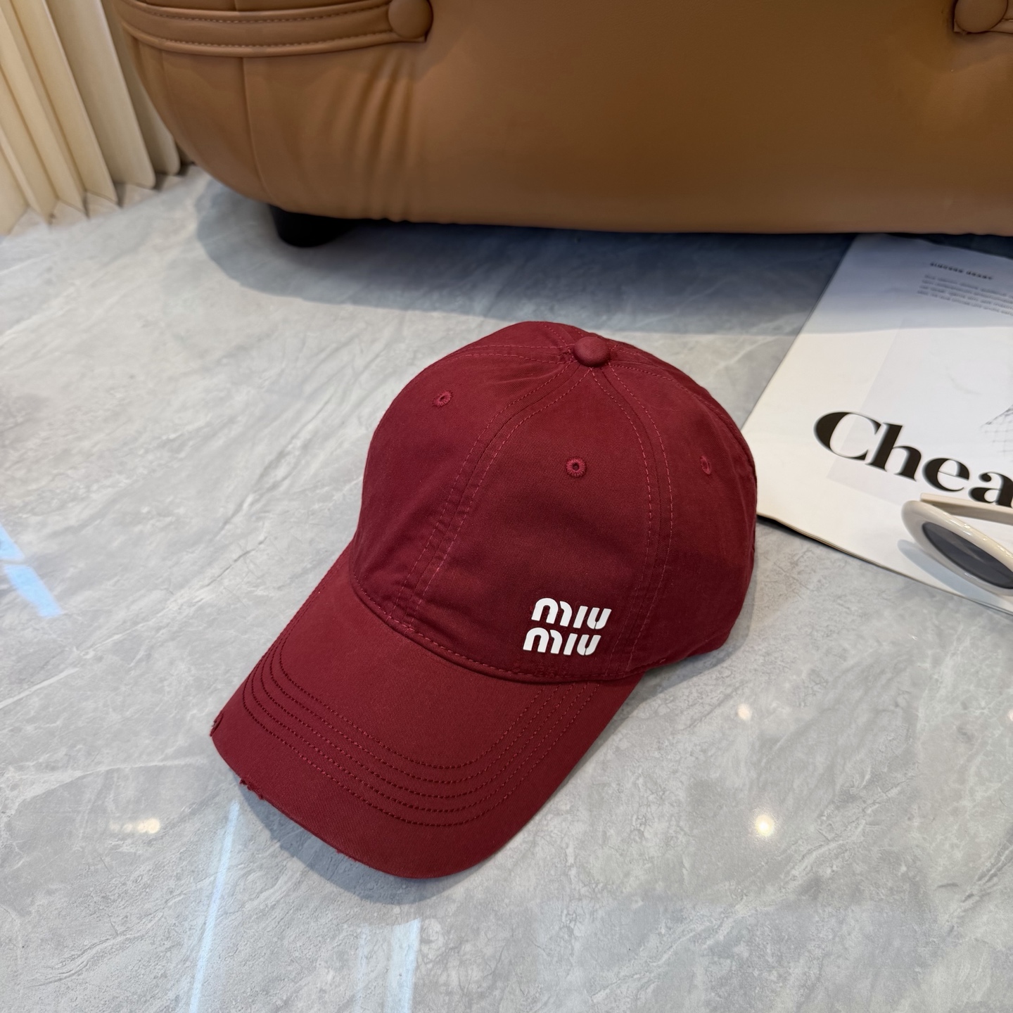 miumiu🌟缪缪春夏新款棒球帽🧢防晒显脸小氛围感穿搭必入！爆款棒球帽 巨百搭✓