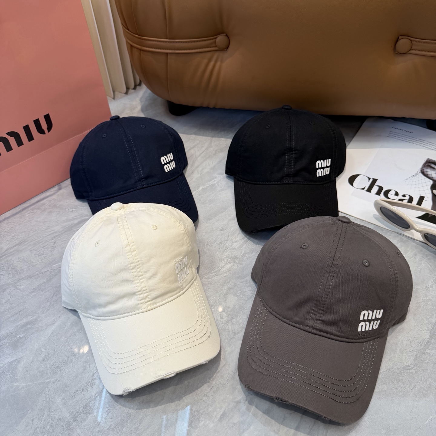 miumiu🌟缪缪春夏新款棒球帽🧢防晒显脸小氛围感穿搭必入！爆款棒球帽 巨百搭✓
