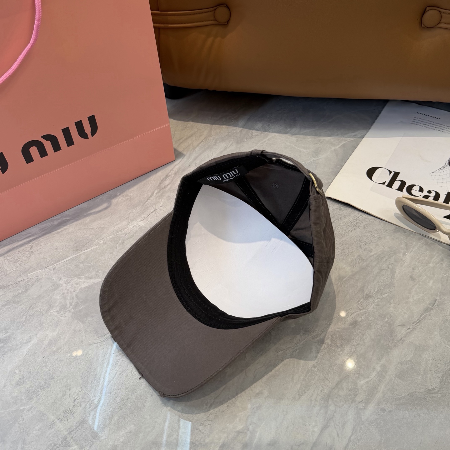 miumiu🌟缪缪春夏新款棒球帽🧢防晒显脸小氛围感穿搭必入！爆款棒球帽 巨百搭✓