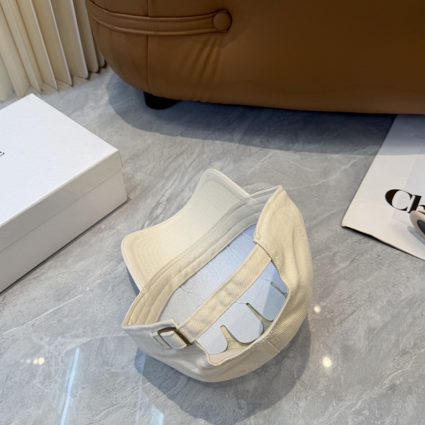 miumiu🌟缪缪春夏新款棒球帽🧢防晒显脸小氛围感穿搭必入！爆款棒球帽 巨百搭✓