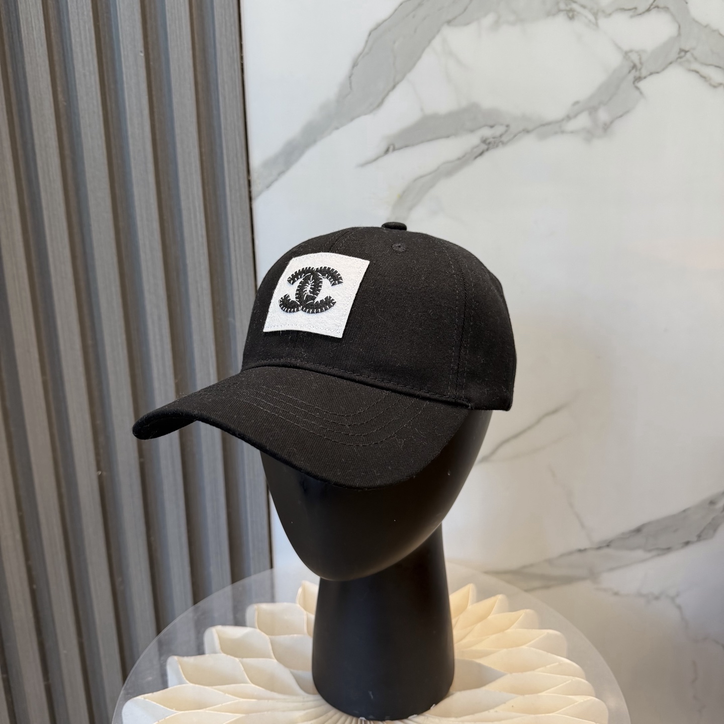 【CHANEL香奈儿】春夏新款简约小香logo棒球帽，新款出货，大牌款超好搭配，赶紧入手！