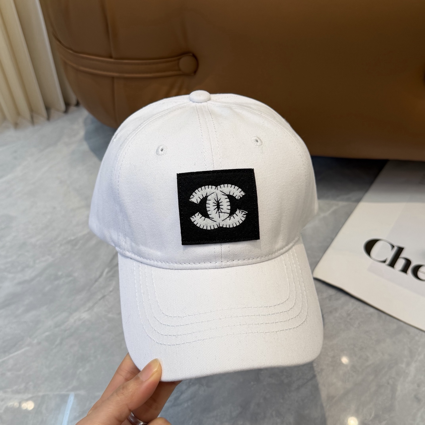 【CHANEL香奈儿】春夏新款简约小香logo棒球帽，新款出货，大牌款超好搭配，赶紧入手！