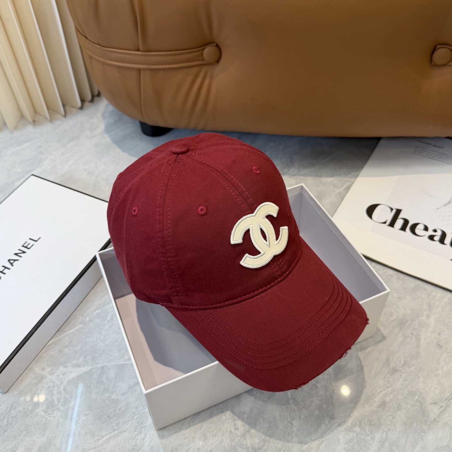 【CHANEL香奈儿】春夏新款简约小香logo棒球帽，新款出货，大牌款超好搭配，赶紧入手！