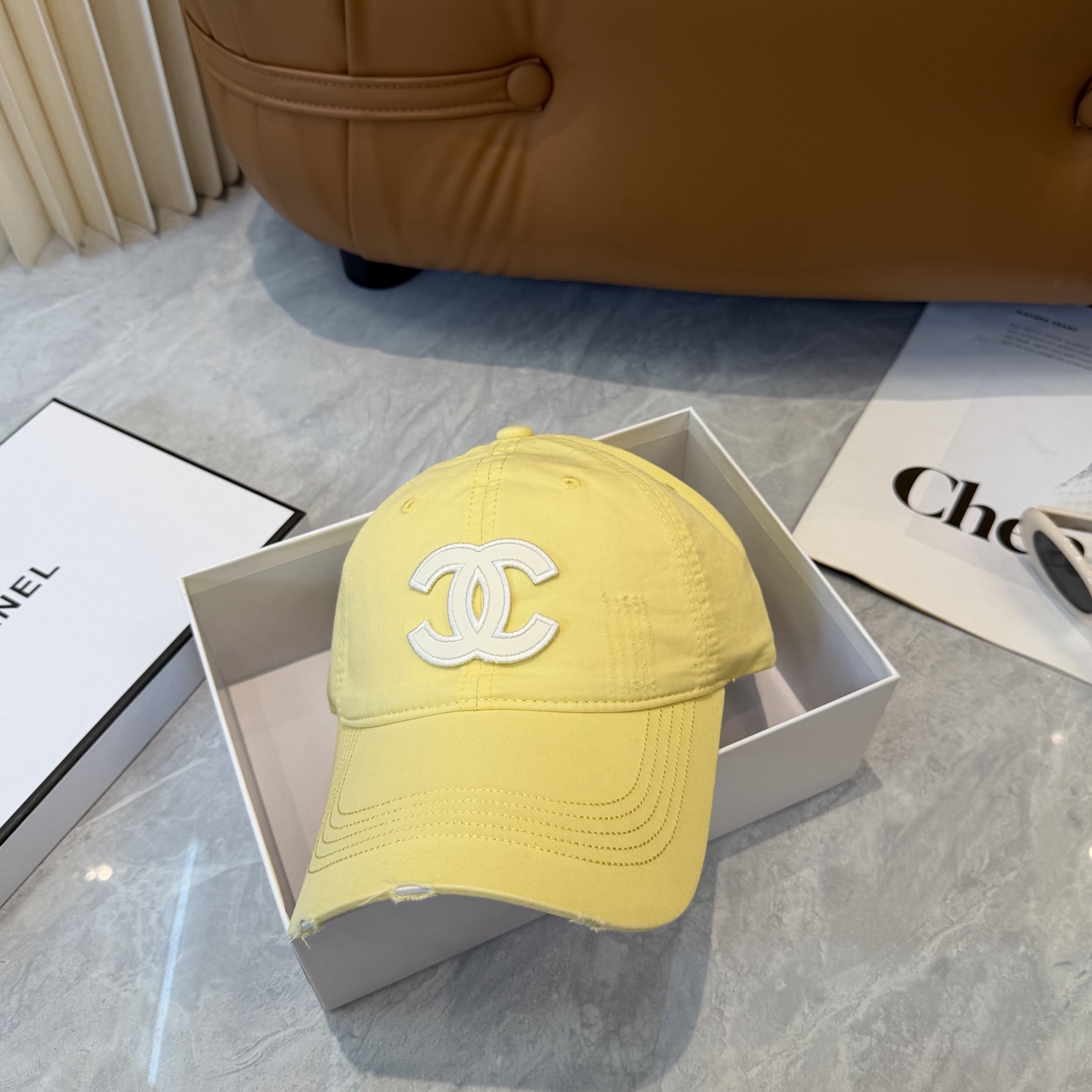 【CHANEL香奈儿】春夏新款简约小香logo棒球帽，新款出货，大牌款超好搭配，赶紧入手！