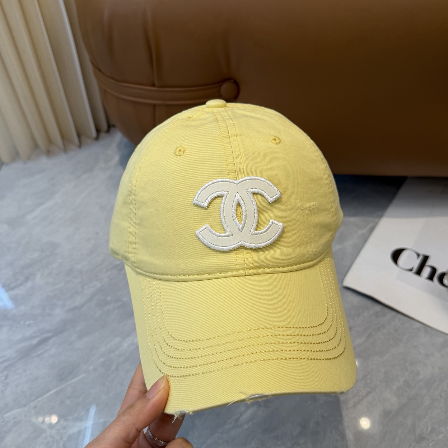【CHANEL香奈儿】春夏新款简约小香logo棒球帽，新款出货，大牌款超好搭配，赶紧入手！