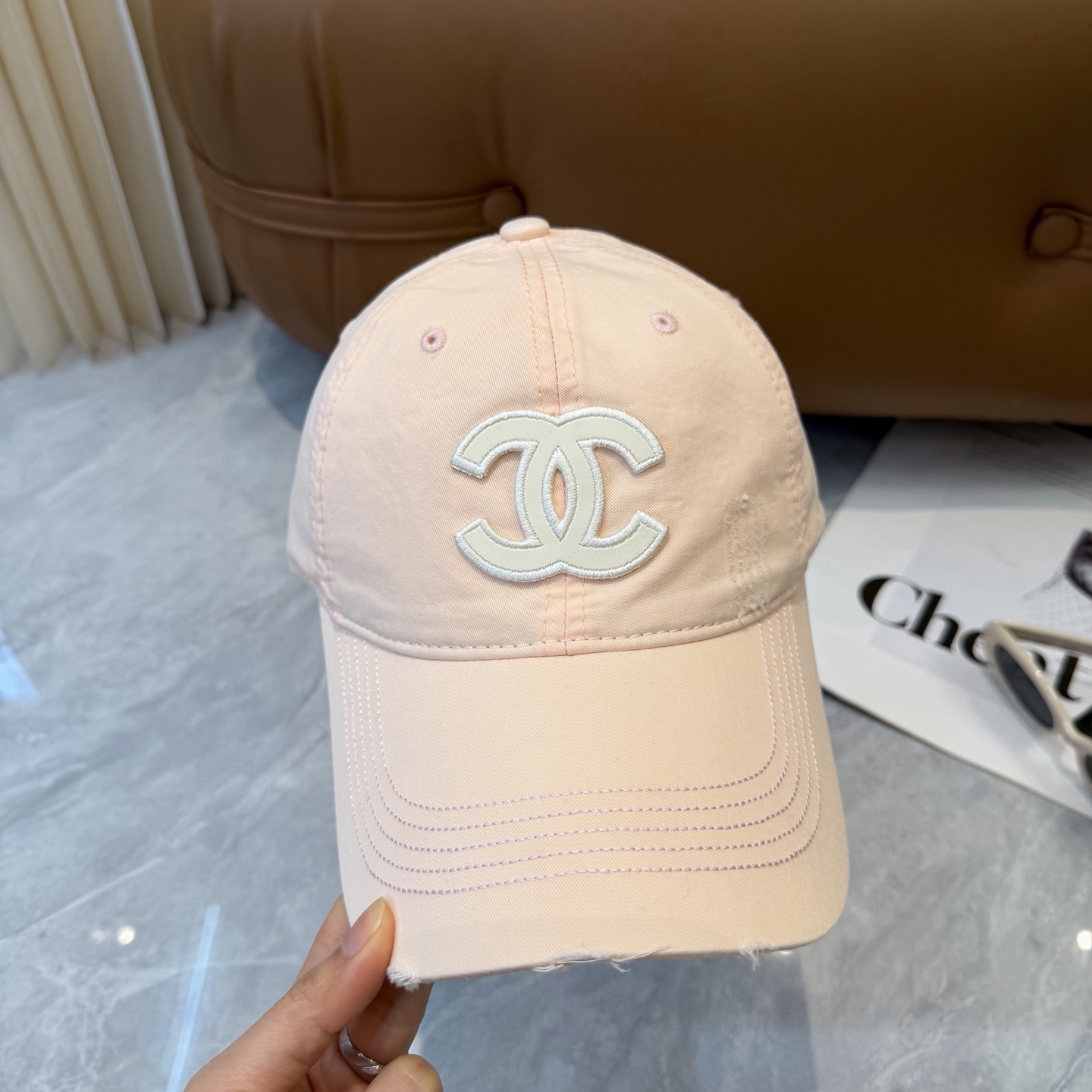 【CHANEL香奈儿】春夏新款简约小香logo棒球帽，新款出货，大牌款超好搭配，赶紧入手！