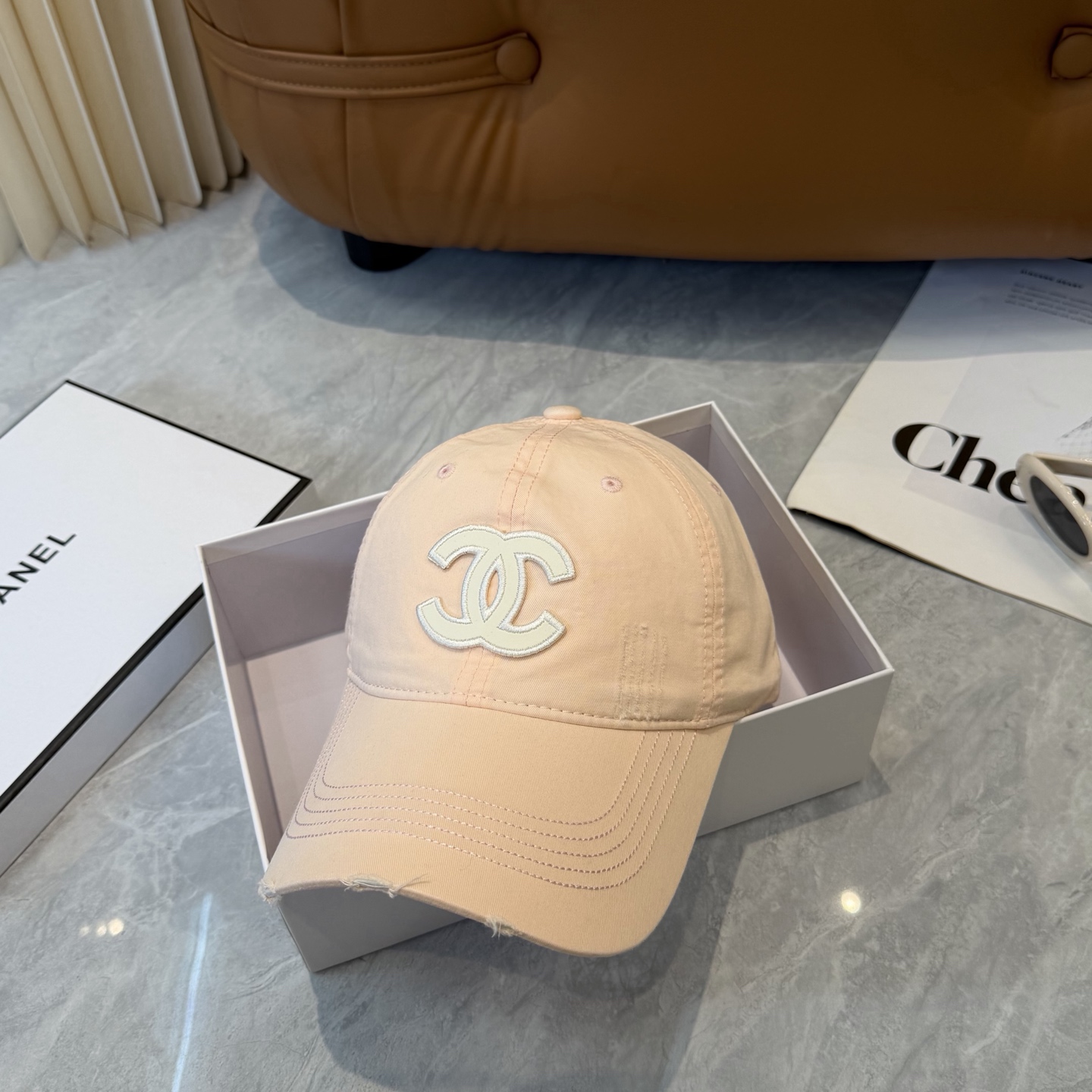 【CHANEL香奈儿】春夏新款简约小香logo棒球帽，新款出货，大牌款超好搭配，赶紧入手！