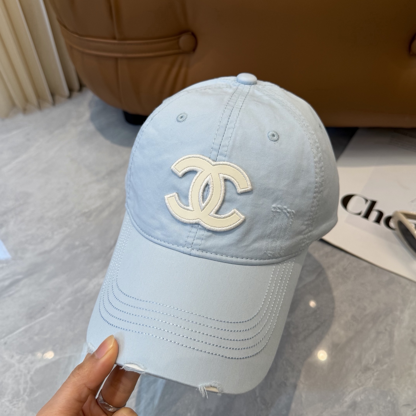 【CHANEL香奈儿】春夏新款简约小香logo棒球帽，新款出货，大牌款超好搭配，赶紧入手！