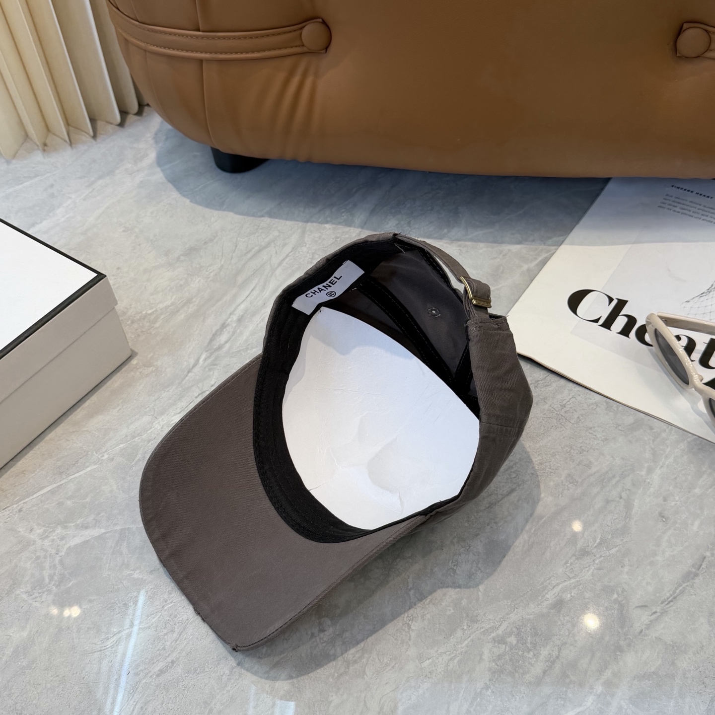 【CHANEL香奈儿】春夏新款简约小香logo棒球帽，新款出货，大牌款超好搭配，赶紧入手！