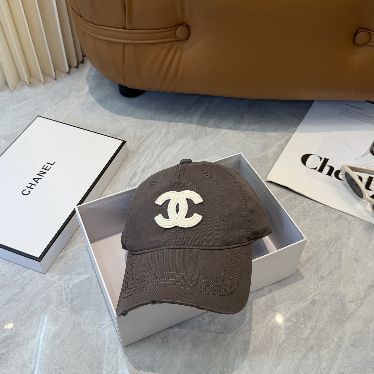 【CHANEL香奈儿】春夏新款简约小香logo棒球帽，新款出货，大牌款超好搭配，赶紧入手！