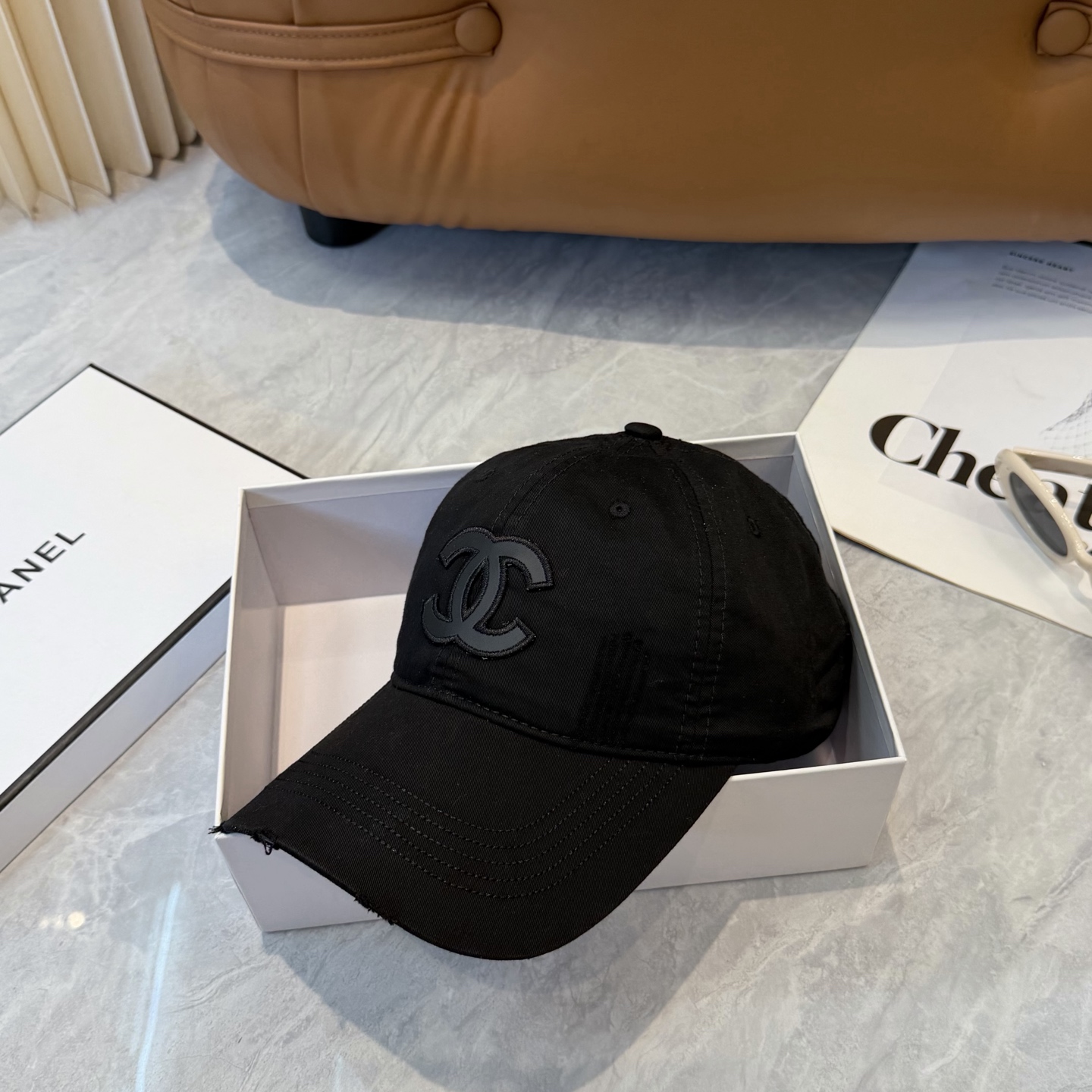 【CHANEL香奈儿】春夏新款简约小香logo棒球帽，新款出货，大牌款超好搭配，赶紧入手！