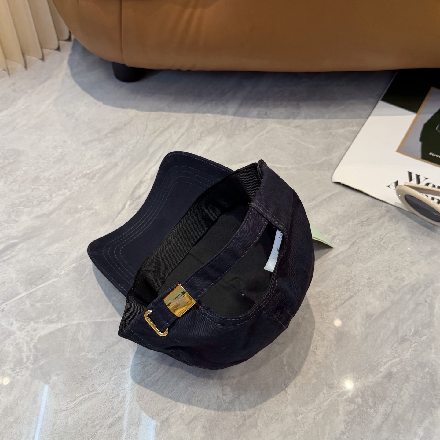 Burberry 款纯棉内里，完美版型， 品质，独家 摄，男女适用