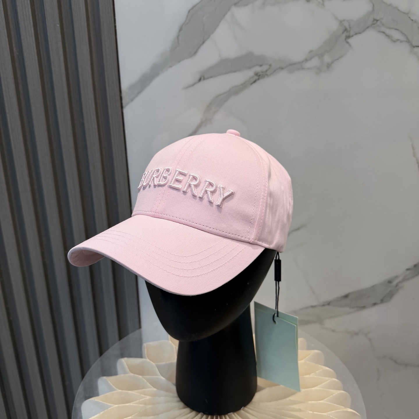 Burberry 款纯棉内里，完美版型， 品质，独家 摄，男女适用