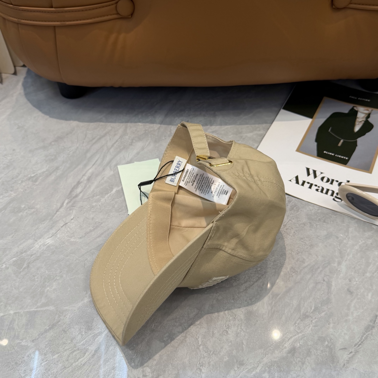 Burberry 款纯棉内里，完美版型， 品质，独家 摄，男女适用