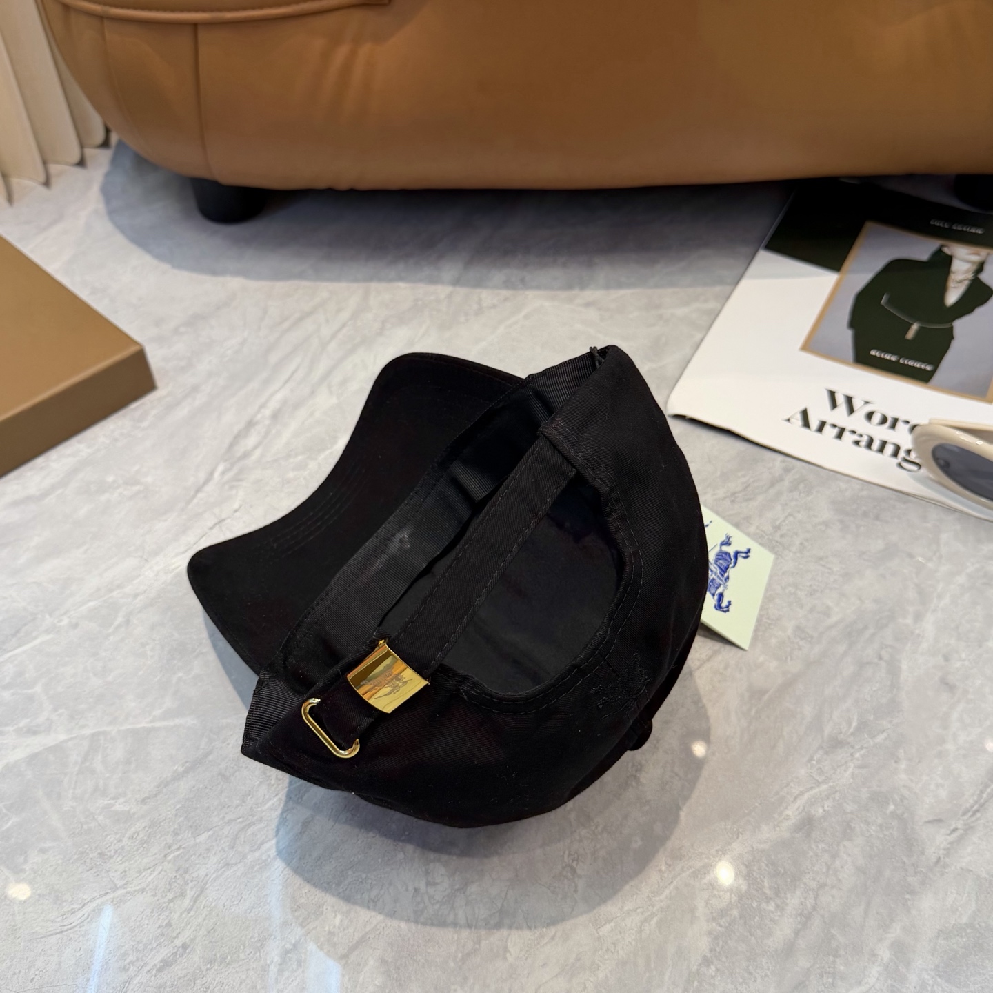Burberry 款纯棉内里，完美版型， 品质，独家 摄，男女适用