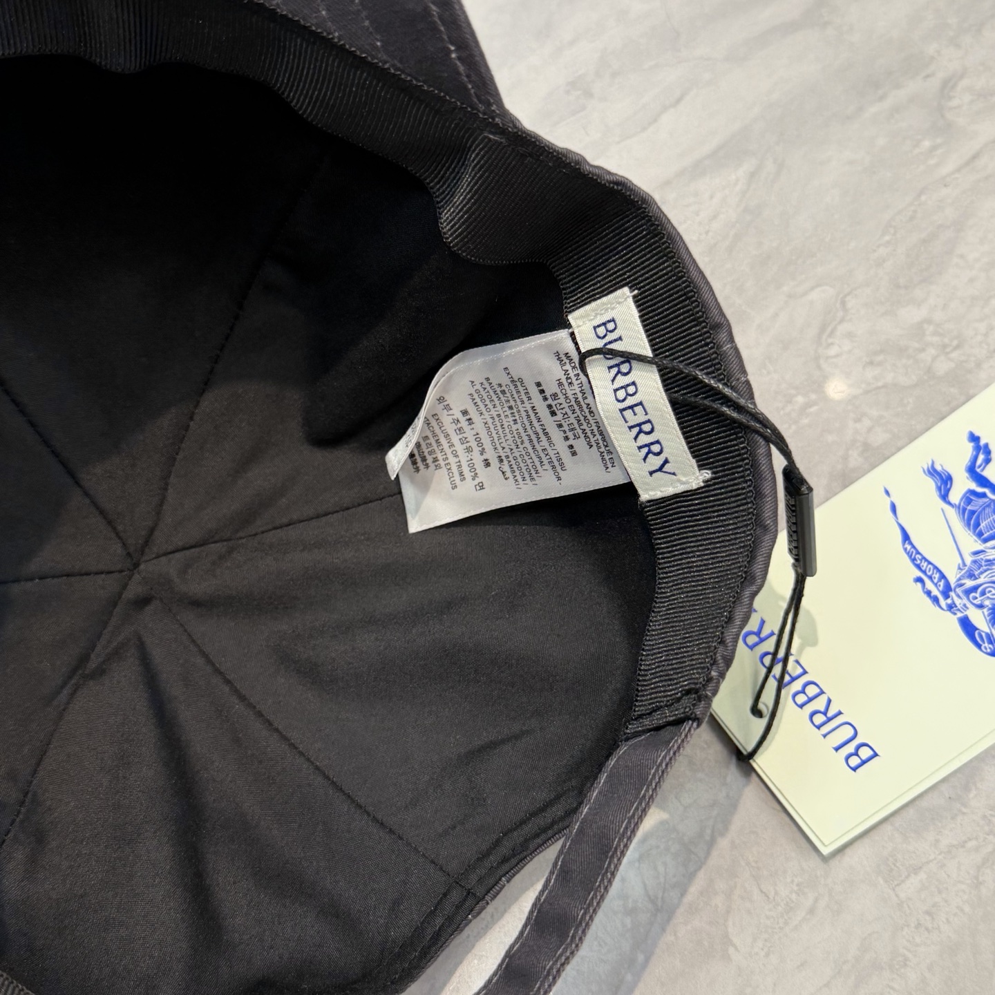 🧢Burberry（巴宝莉）新款刺绣棒球帽  专柜热卖款纯棉内里，完美版型，原厂品质，独家实物拍摄，男女
