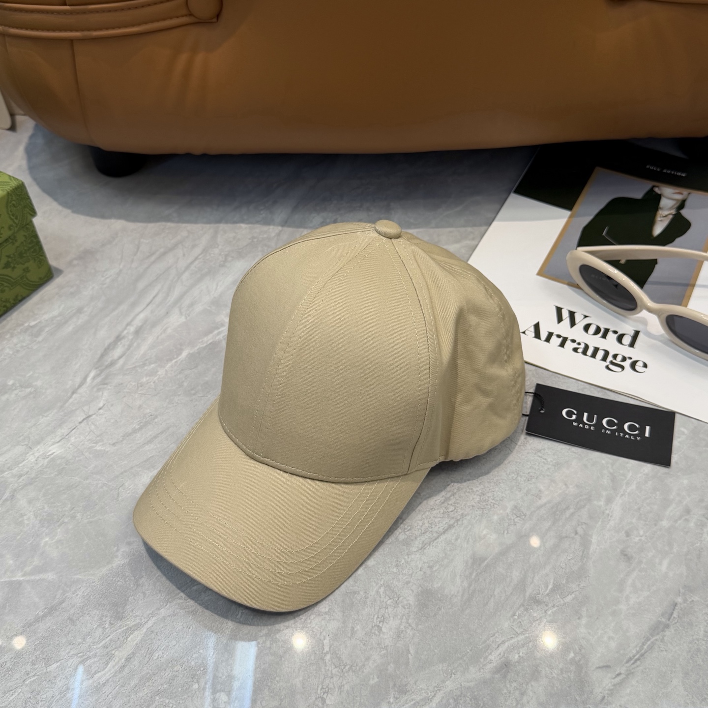 古奇棒球帽♥️🧢新品，棒球帽，原单品质火爆来袭 🔥🎩 工艺非常精美 高档大气上档次！低调奢华，方便携带！