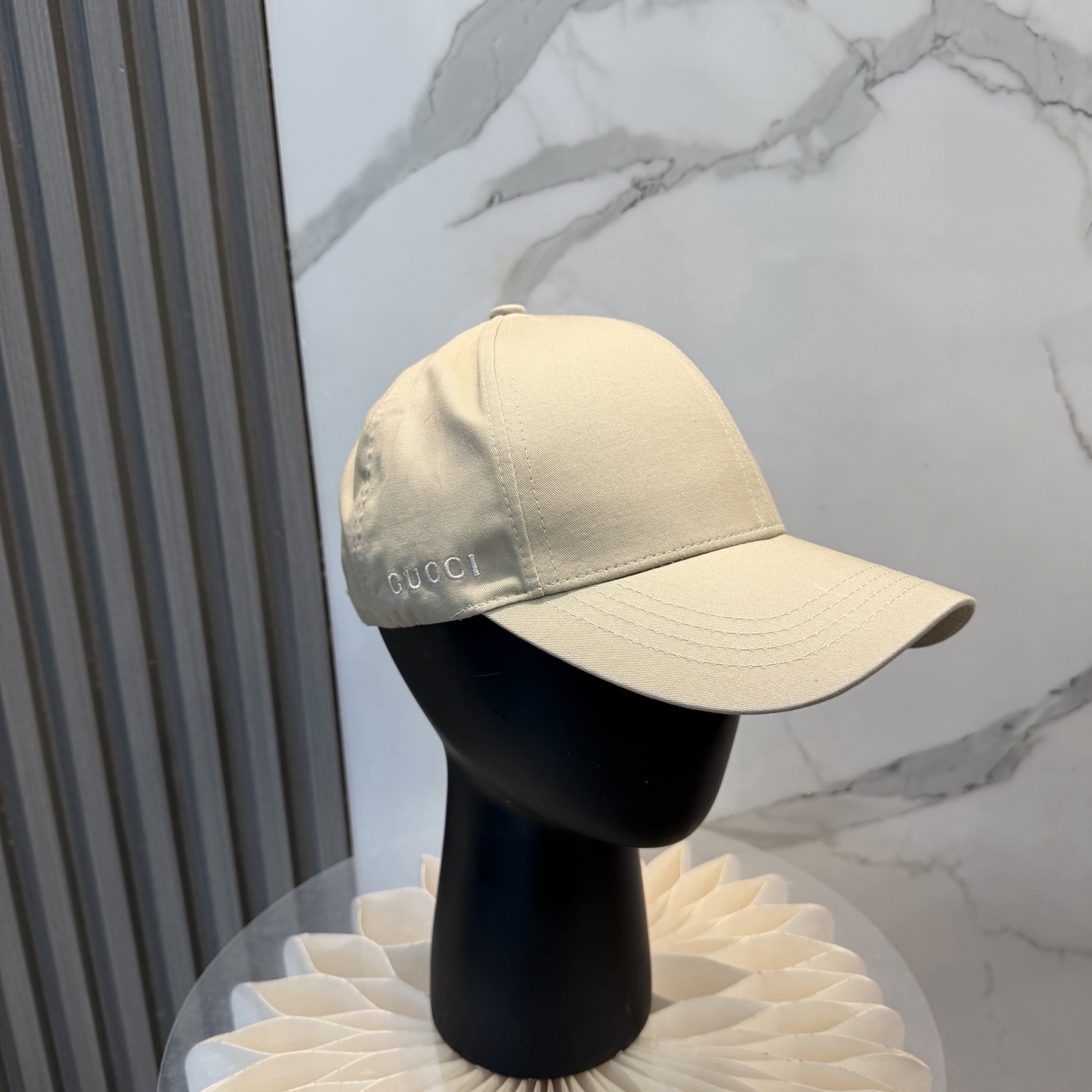 Gucci 古奇棒球帽 ，棒球帽，火爆来袭 工艺非常精美 高档 上档次 低调奢华，方便携带 跑量