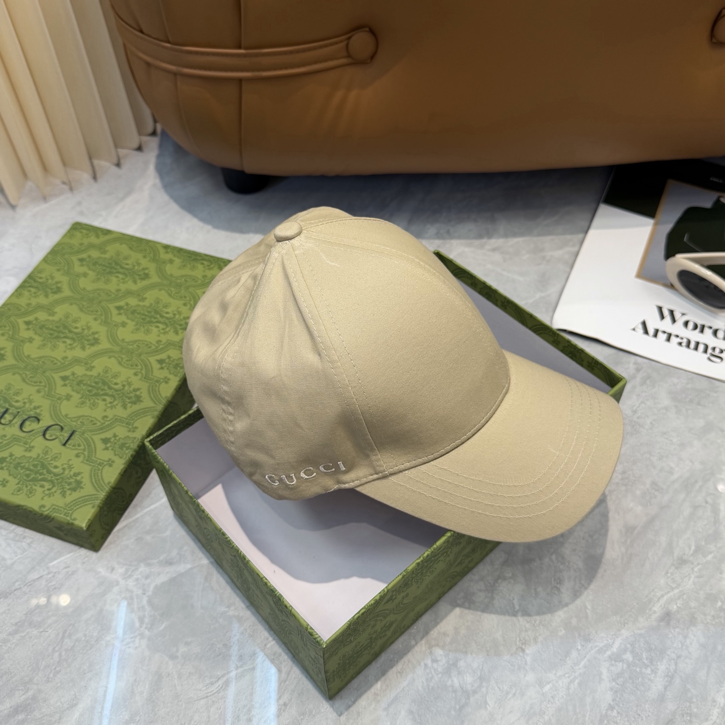 古奇棒球帽♥️🧢新品，棒球帽，原单品质火爆来袭 🔥🎩 工艺非常精美 高档大气上档次！低调奢华，方便携带！