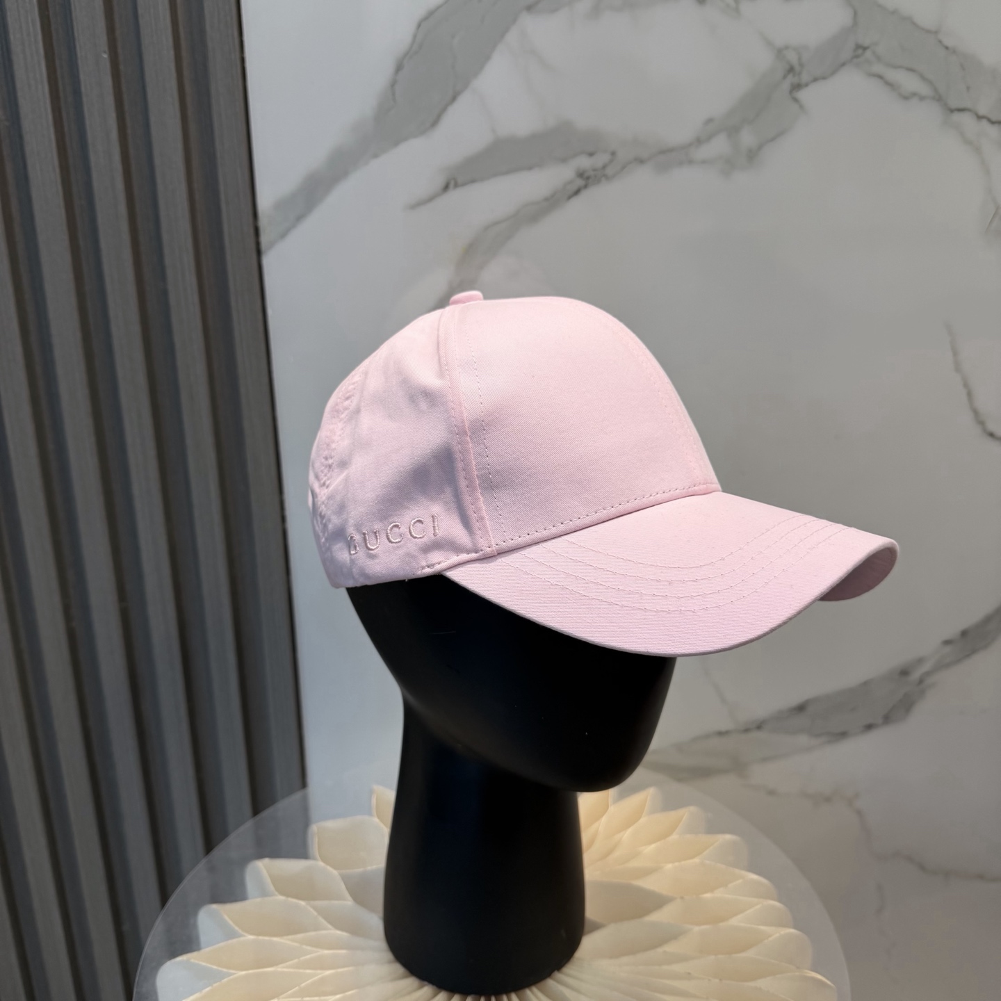 Gucci 古奇棒球帽 ，棒球帽，火爆来袭 工艺非常精美 高档 上档次 低调奢华，方便携带 跑量