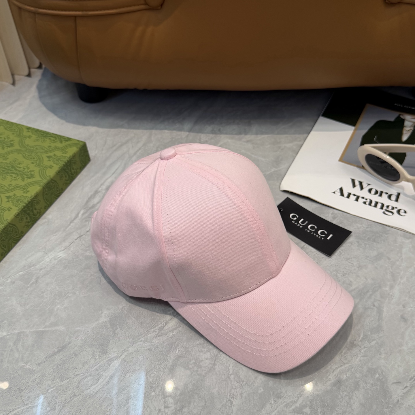 古奇棒球帽♥️🧢新品，棒球帽，原单品质火爆来袭 🔥🎩 工艺非常精美 高档大气上档次！低调奢华，方便携带！