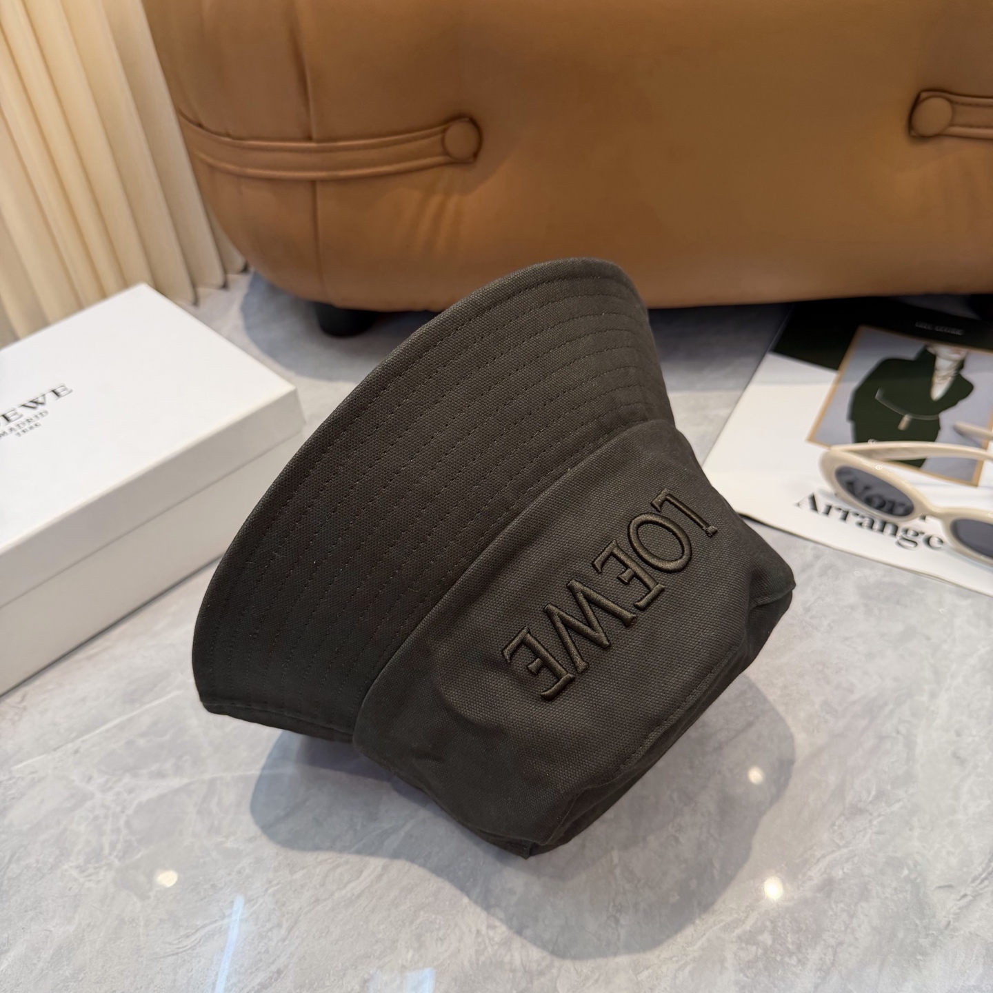 LOEWE罗意威 专柜新品渔夫帽，原单品质，内标齐全，头围57cm