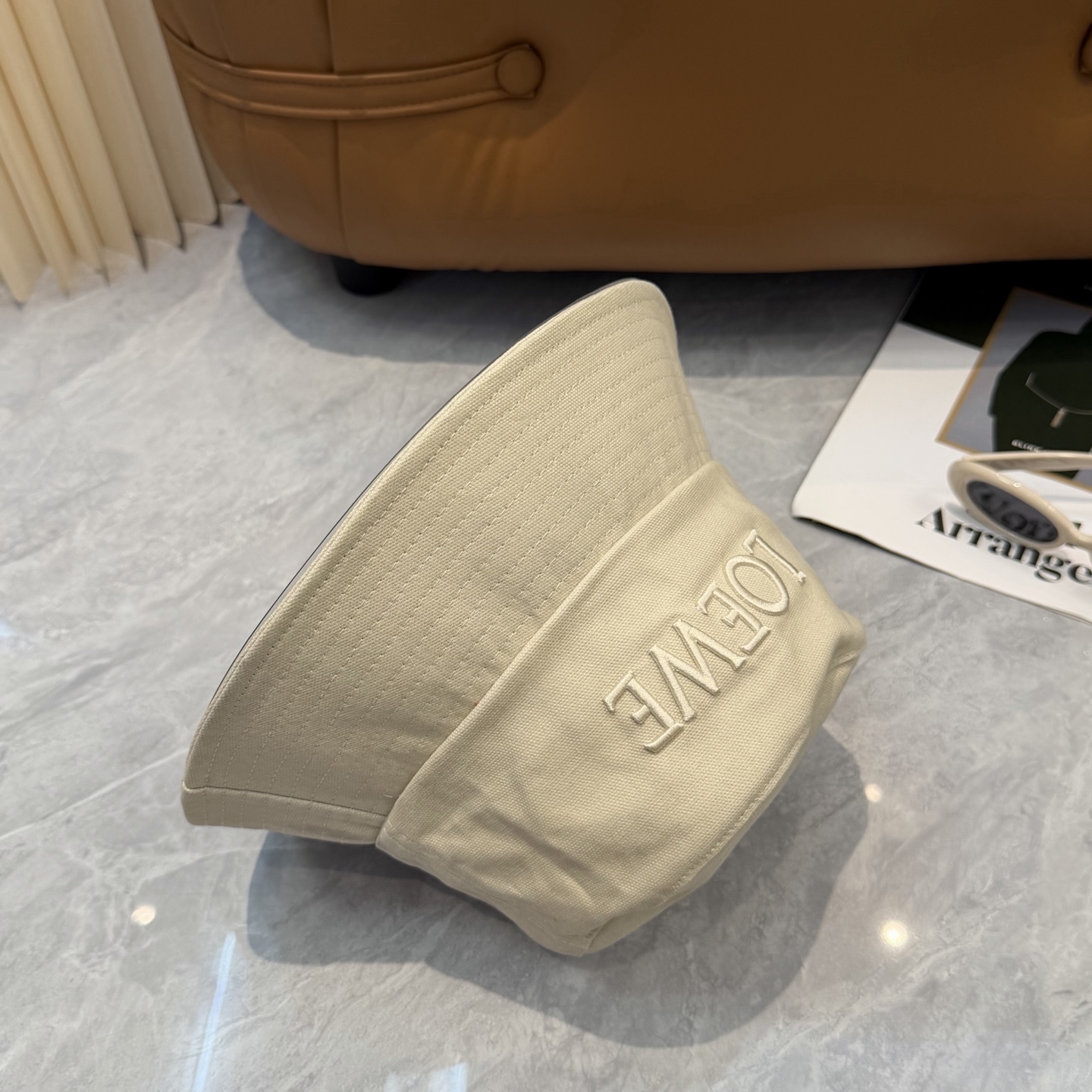 LOEWE罗意威 专柜新品渔夫帽，原单品质，内标齐全，头围57cm
