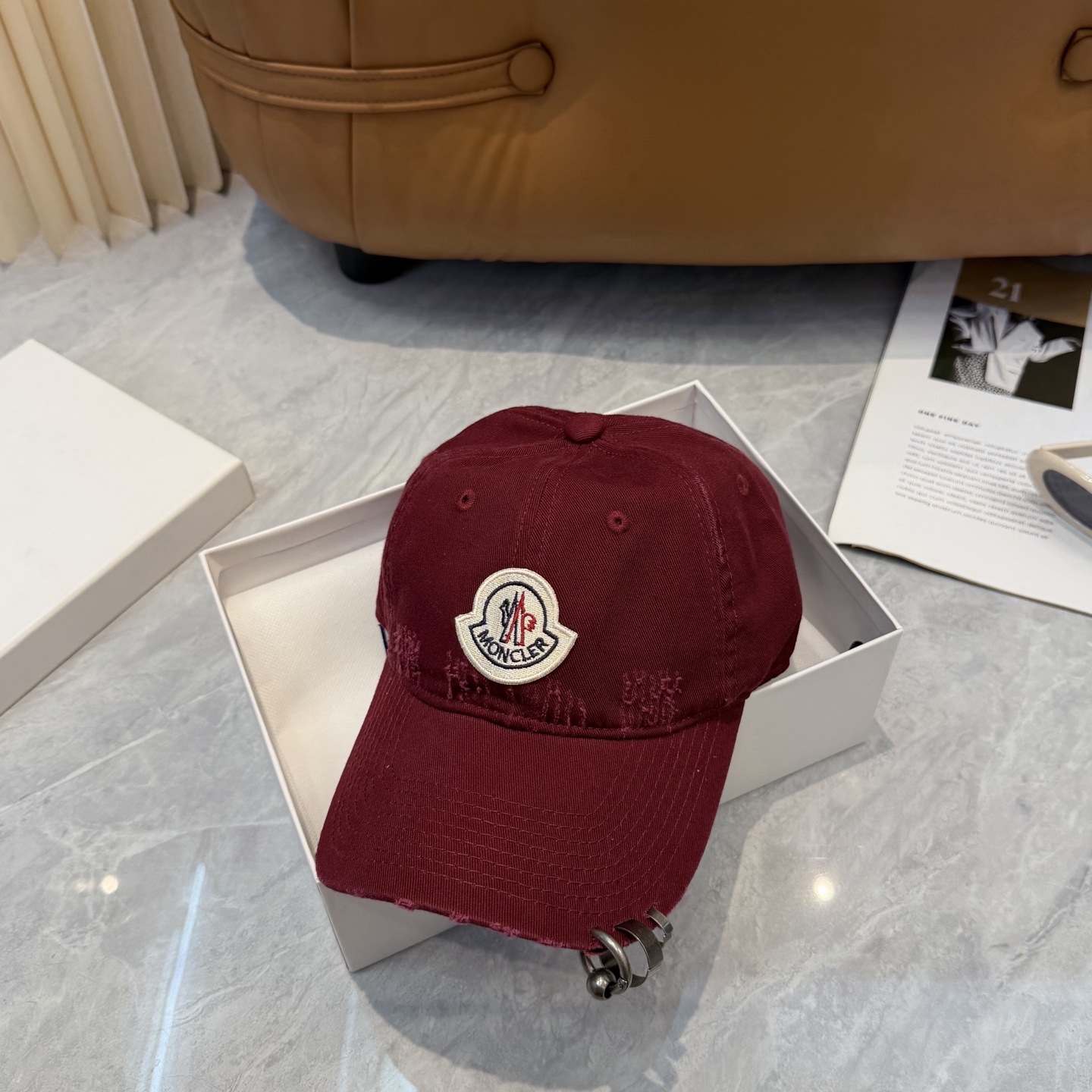 Moncler 蒙口MONCLER 新款棒球帽，炸街单品，风格很OK， . 博主的最爱 高品质舒适透气，凹造型很