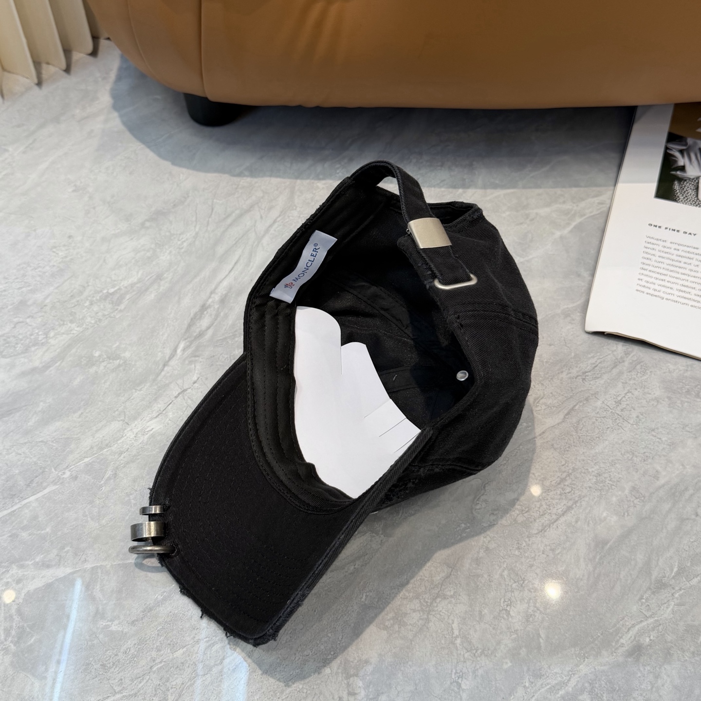 Moncler 蒙口MONCLER 新款棒球帽，炸街单品，风格很OK， . 博主的最爱 高品质舒适透气，凹造型很