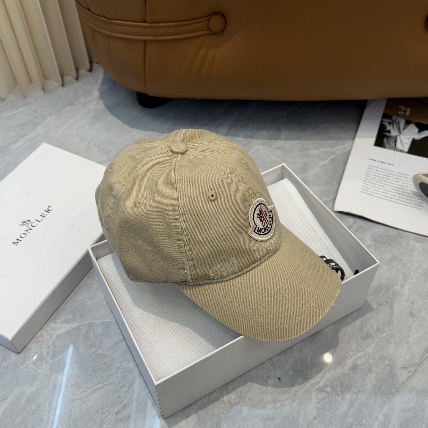 Moncler 蒙口MONCLER 新款棒球帽，炸街单品，风格很OK， . 博主的最爱 高品质舒适透气，凹造型很