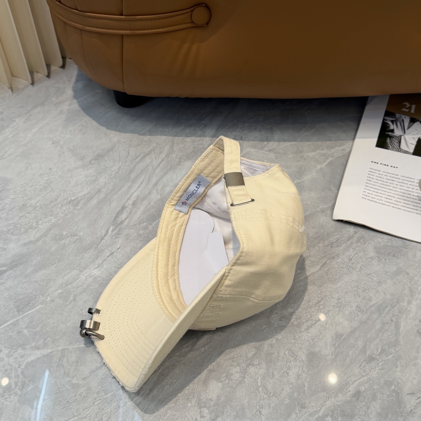 Moncler 蒙口MONCLER 新款棒球帽，炸街单品，风格很OK， . 博主的最爱 高品质舒适透气，凹造型很