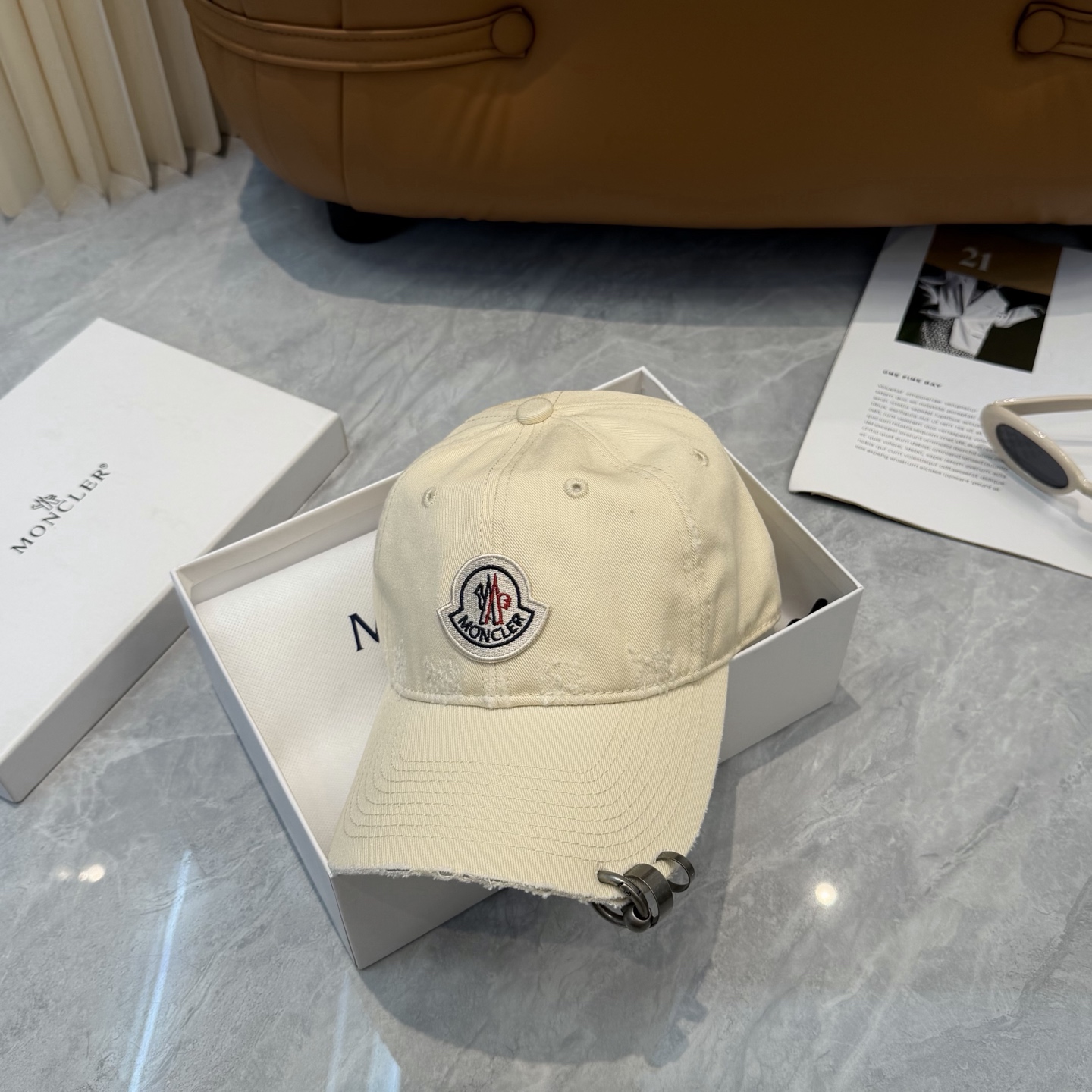 Moncler 蒙口MONCLER 新款棒球帽，炸街单品，风格很OK， . 博主的最爱 高品质舒适透气，凹造型很