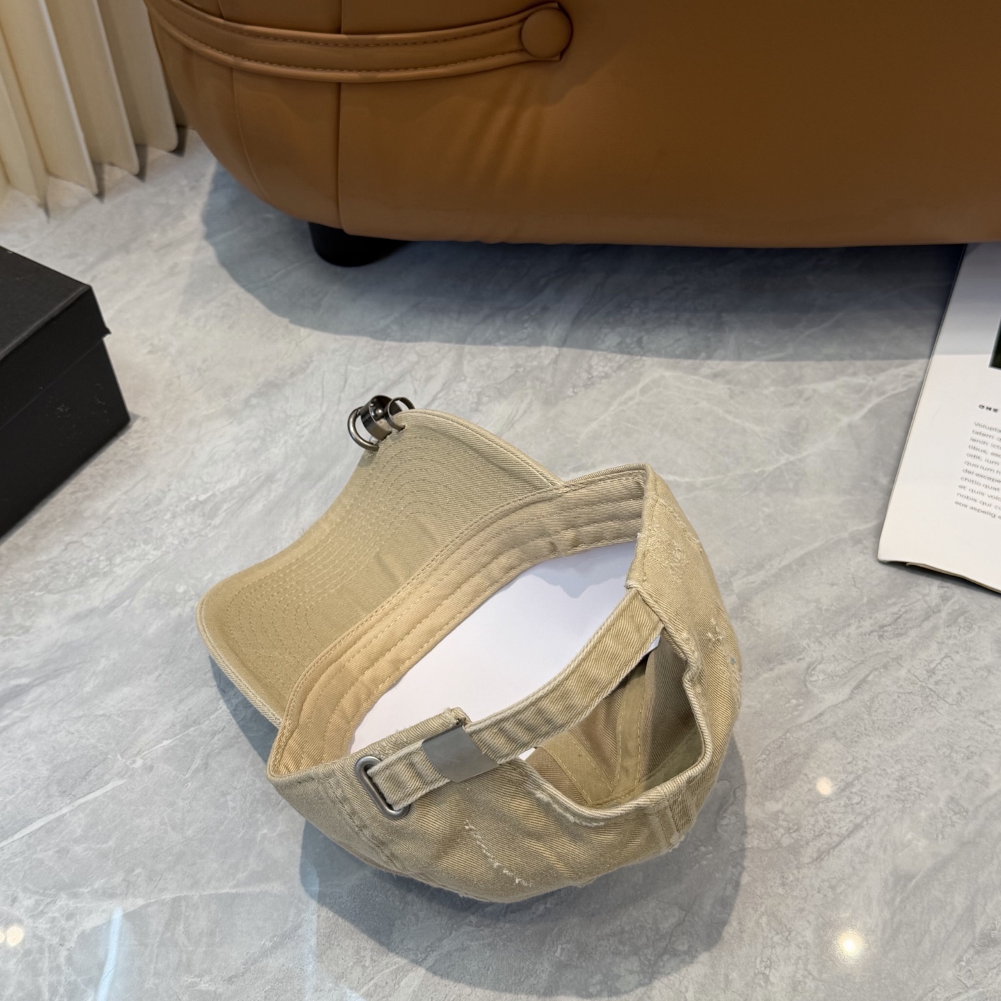 克罗心 🆕🆕新款棒球帽，个性时尚经典十字架标志，休闲带点酷酷的感觉，中性款男女同款！超好搭！头围:56-